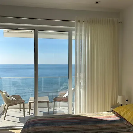 Sunset Apartment *