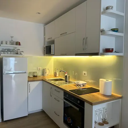 Sunset Apartment Lezhë